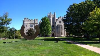 Campus University of Connecticut School of Law